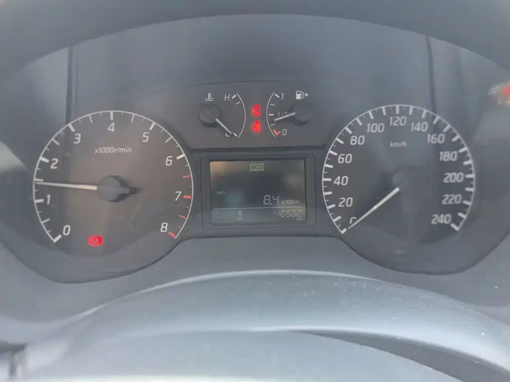 Nissan Sylphy 2015 — фото 12