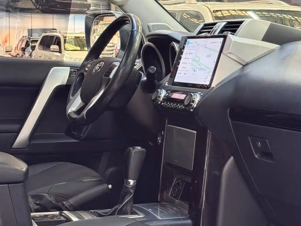 Toyota Prado 2017