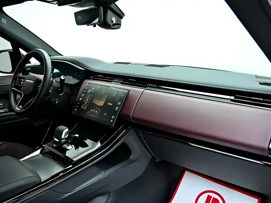 Land Rover Range Rover Sport 2025 — фото 16