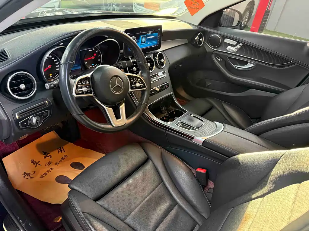 Mercedes-Benz C-Class 2018 — фото 8