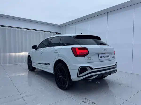 Audi Q2L 2022