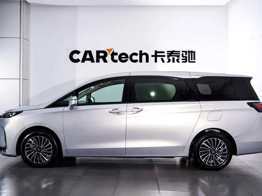Buick GL8 New Energy 2025 — фото 8