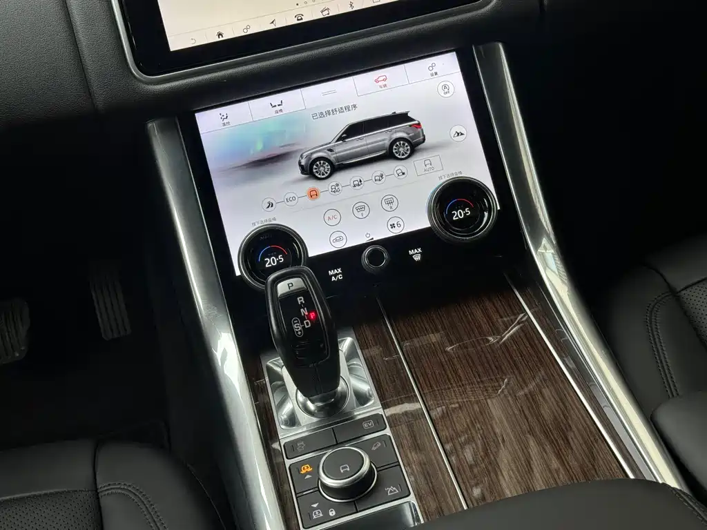 Land Rover Sport PHEV 2019 — фото 25