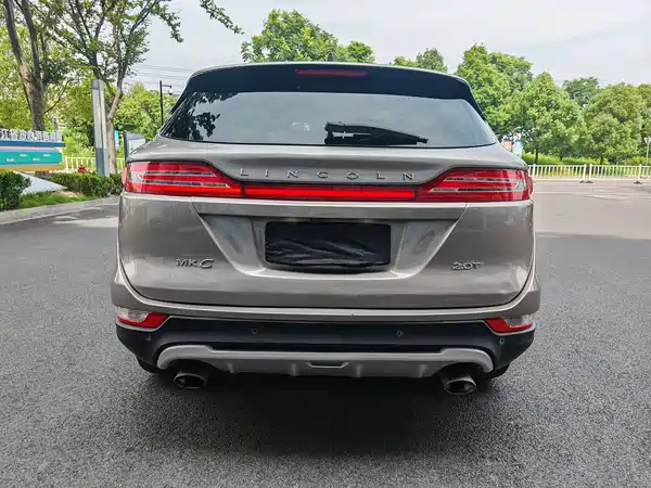 Lincoln MKC 2018