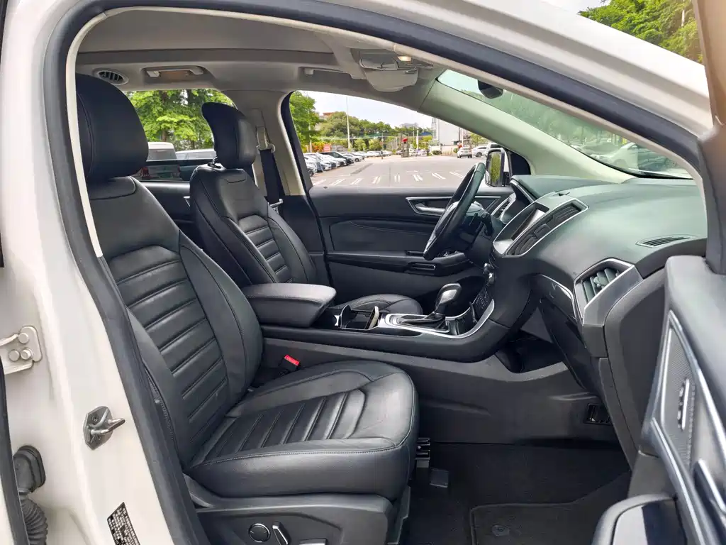 Ford Edge 2016