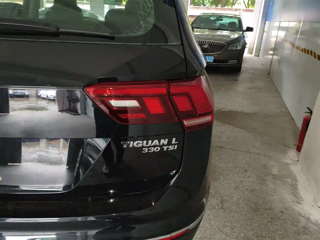 Volkswagen Tiguan L 2018 — фото 22