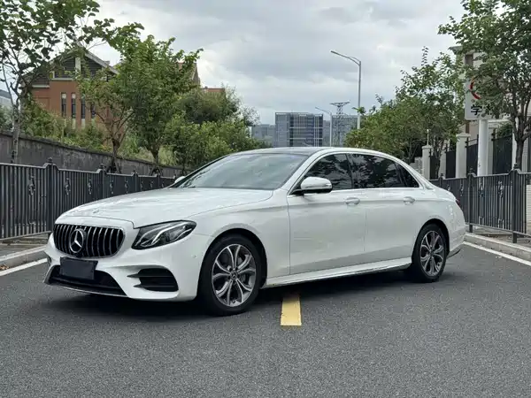 Mercedes-Benz E-Class 2020