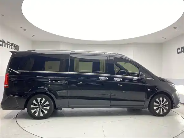 Mercedes-Benz Vito 2024
