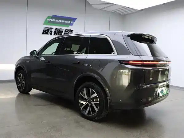 Li Auto L8 2023