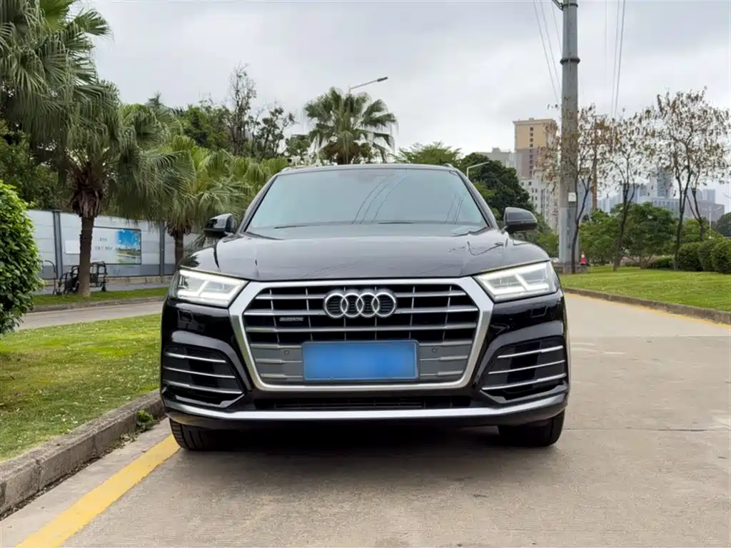 Audi Q5L 2021 — фото 25