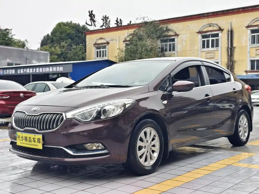 Kia K3 2015