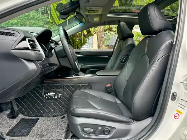 Toyota Camry 2019