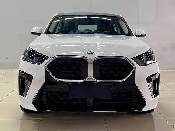 BMW X2 2024
