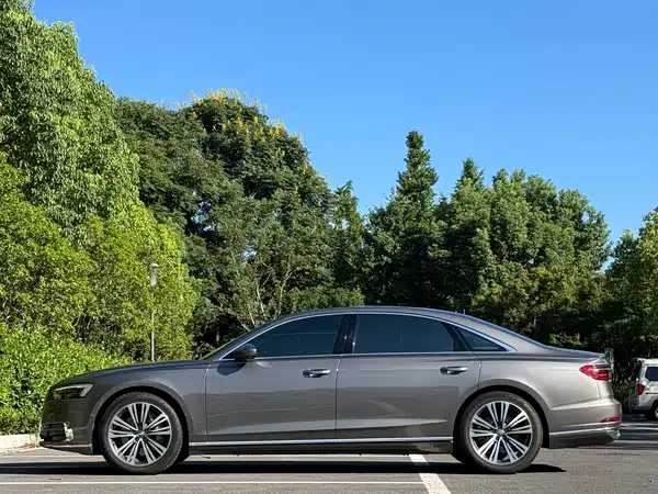 Audi A8 2019