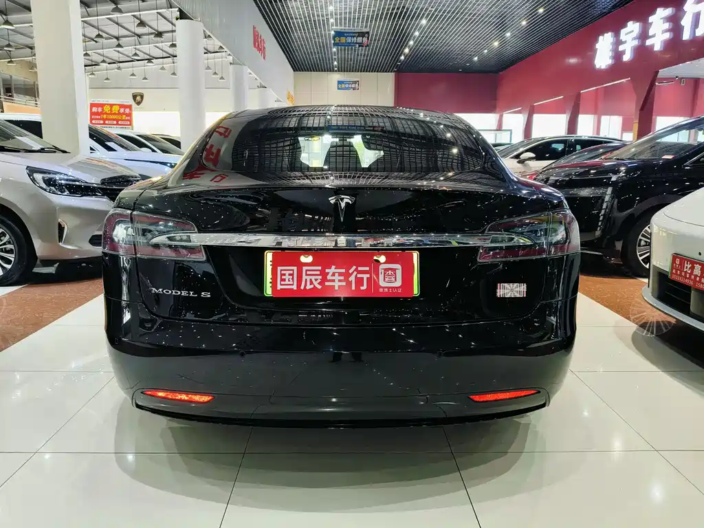 Tesla Model S 2017 — фото 5