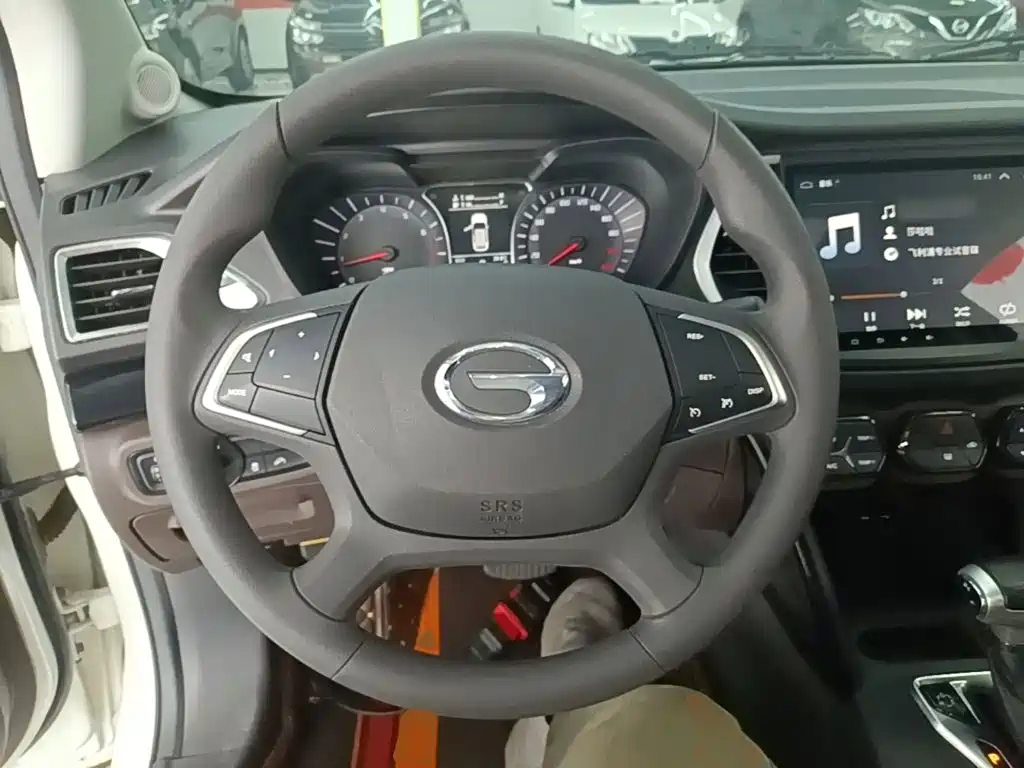GAC Trumpchi GS4 2017 — фото 11