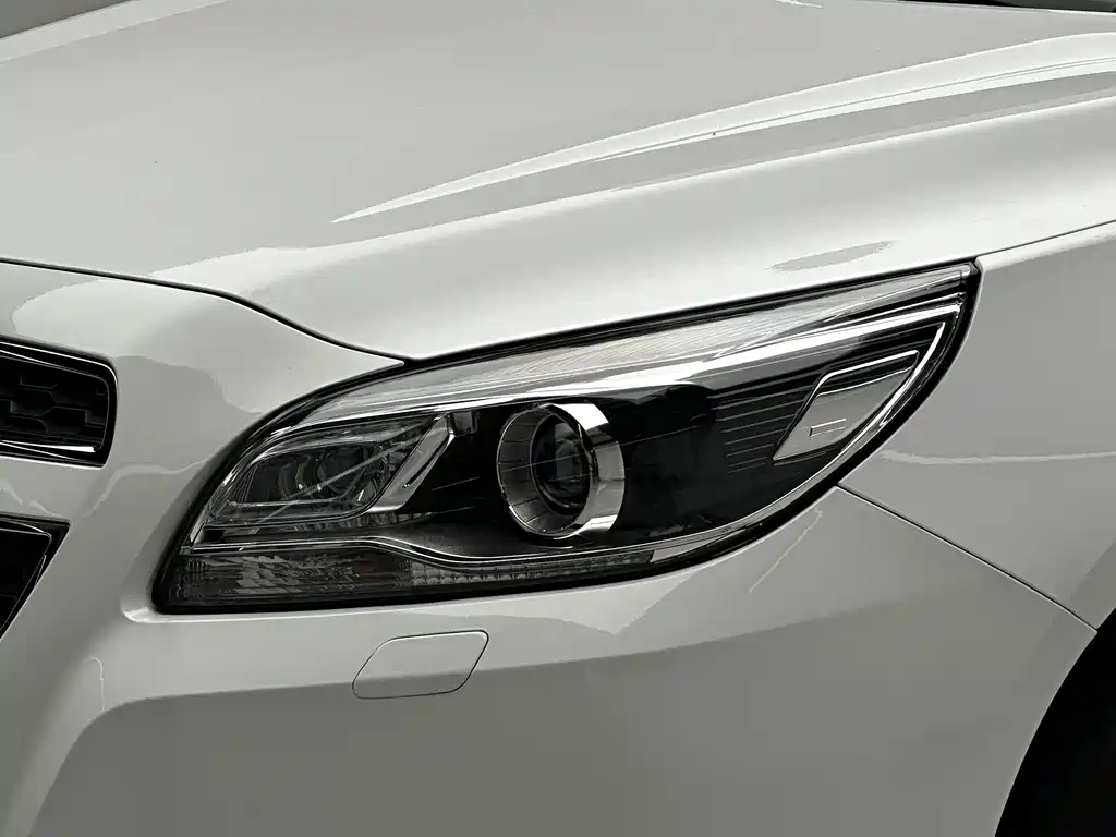 Chevrolet Malibu 2015 — фото 18