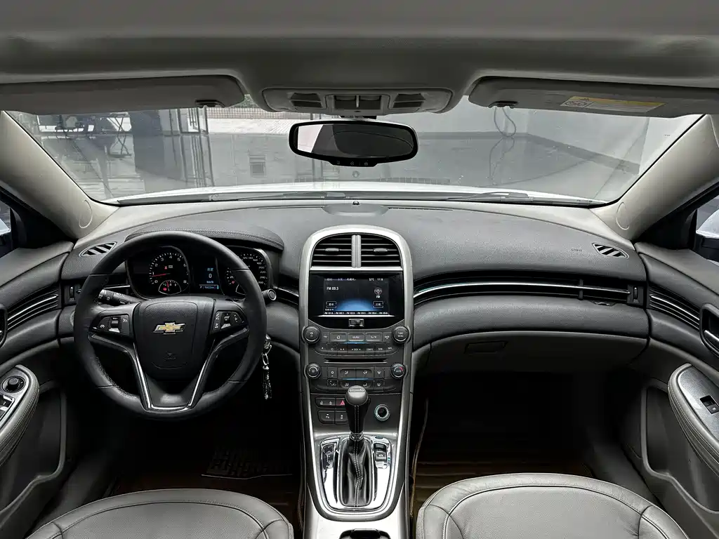 Chevrolet Malibu 2015 — фото 9