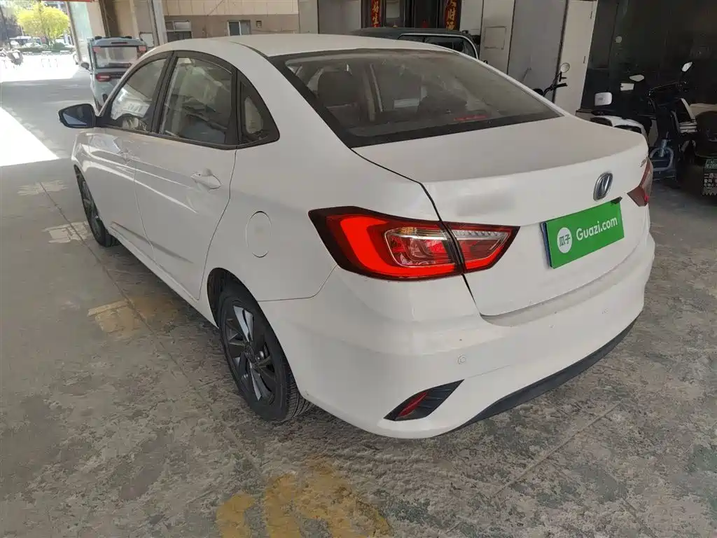 Changan Eado DT 2019 — фото 23