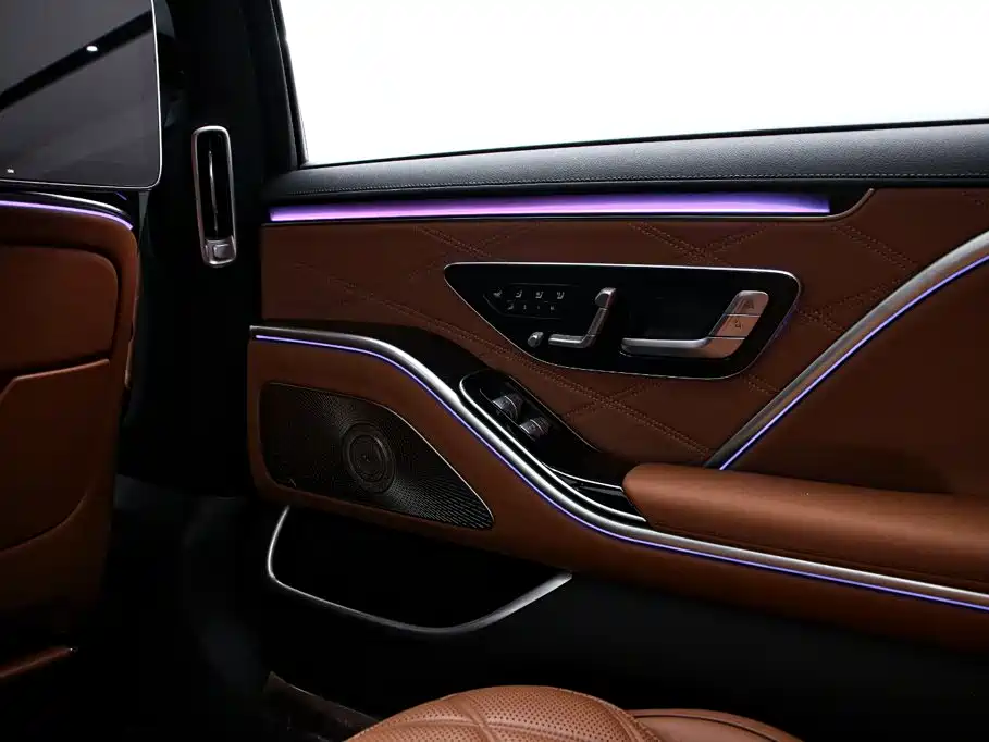 Mercedes-Benz Maybach S-Class 2022 — фото 21