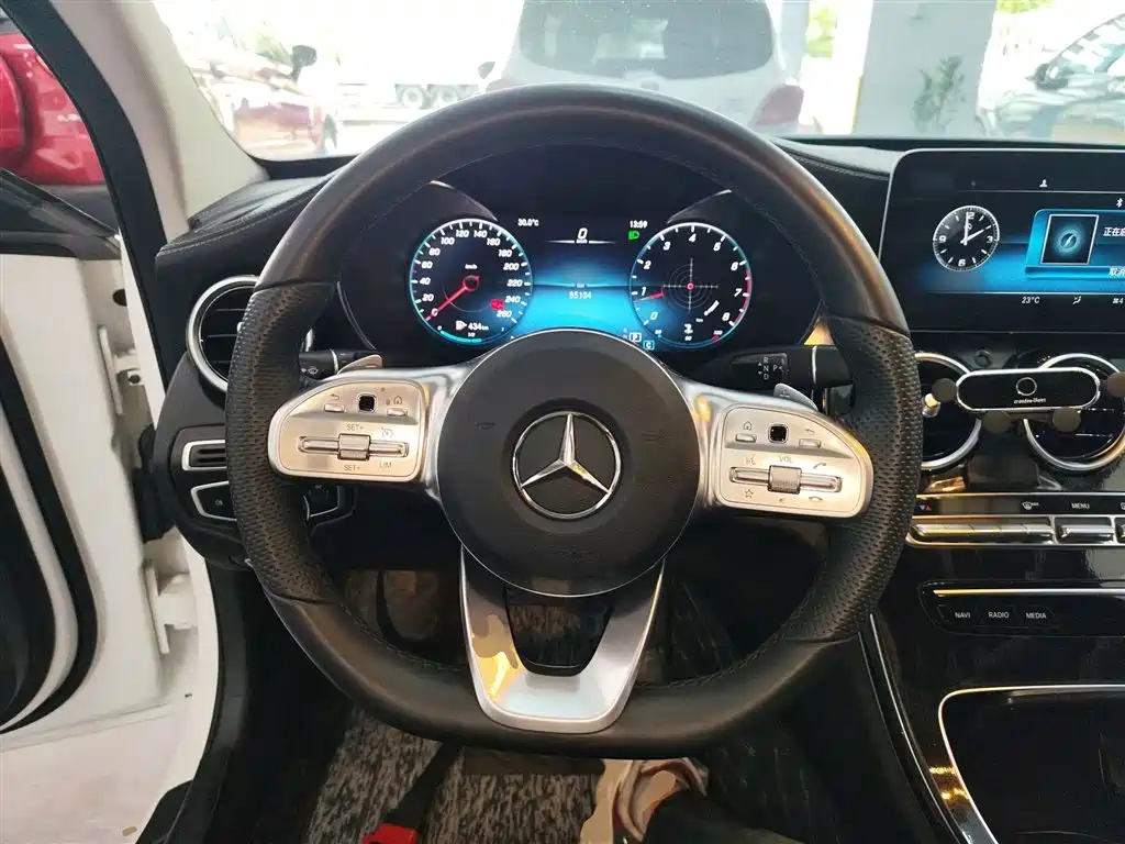 Mercedes-Benz C-Class 2020 — фото 11