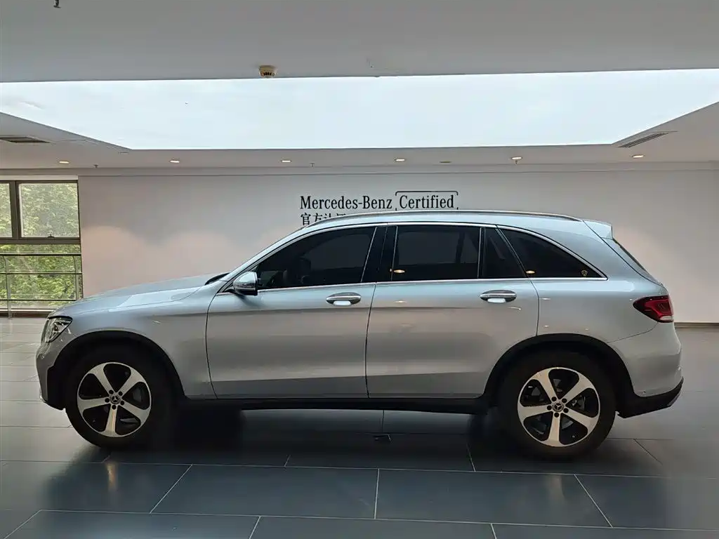 Mercedes-Benz GLC 2022 — фото 7