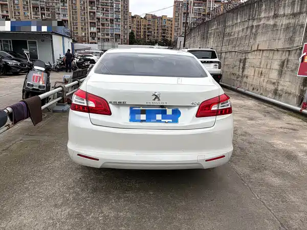 Peugeot 408 2017