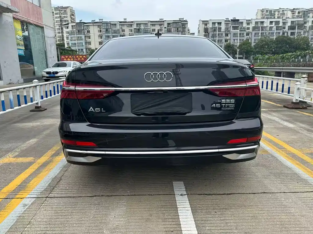 Audi A6L 2023 — фото 9