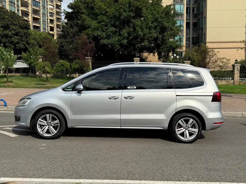 Volkswagen Sharan 2018 — фото 8