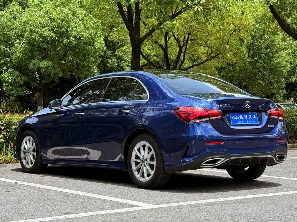 Mercedes-Benz A-Class 2021 — фото 7