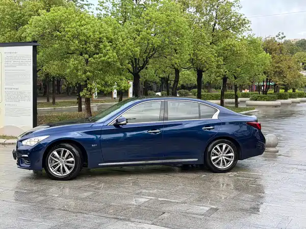 Infiniti Q50L 2018