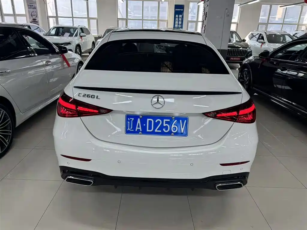 Mercedes-Benz C-Class 2023 — фото 5