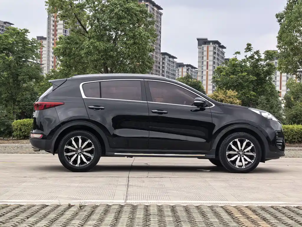 Kia KX5 2017 — фото 3