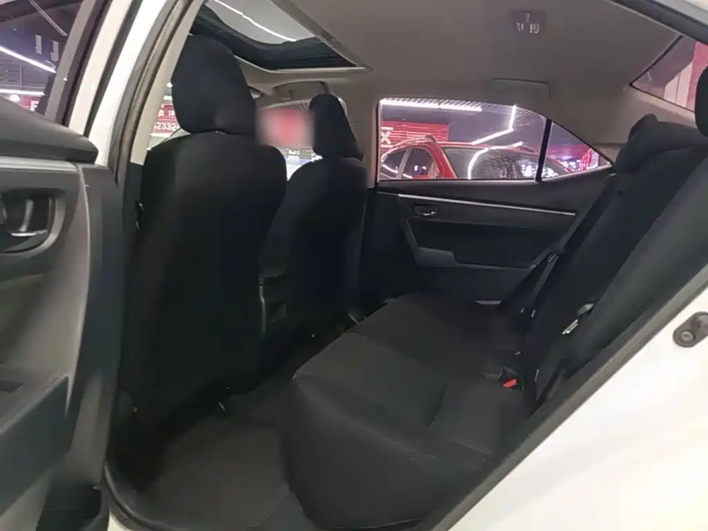 Toyota Corolla 2019 — фото 17