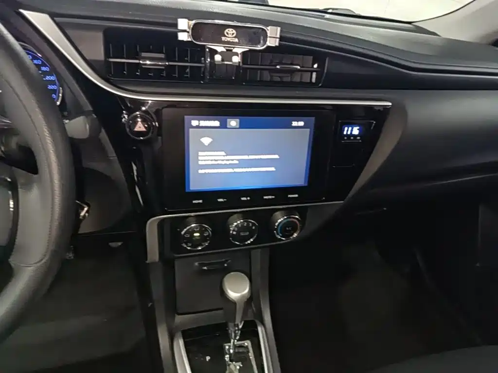Toyota Corolla 2019 — фото 13