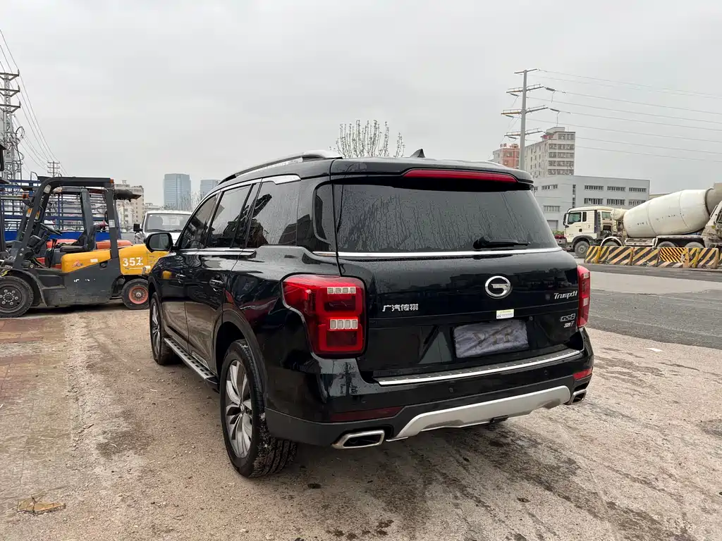 GAC Motor Trumpchi GS8 2018 — фото 40