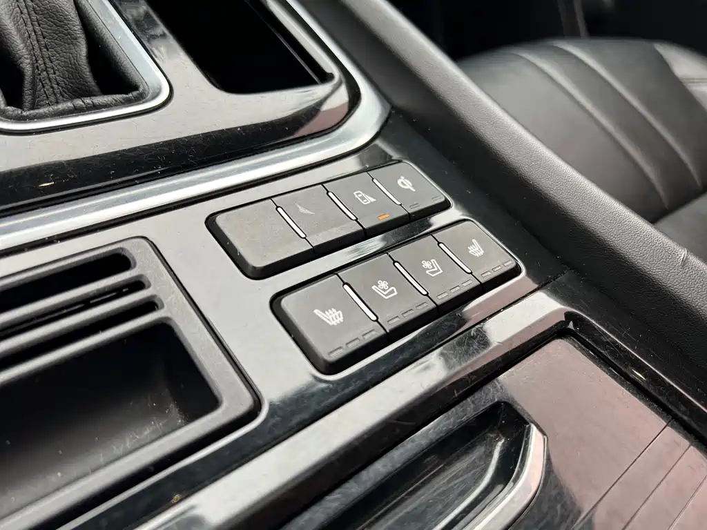 GAC Motor Trumpchi GS8 2018 — фото 23