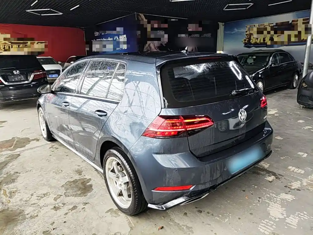 Volkswagen Golf 2020