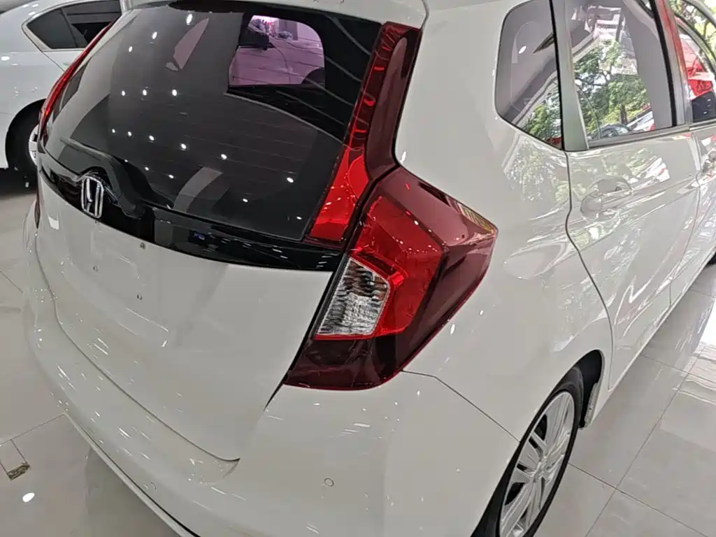 Honda Fit 2019 — фото 8