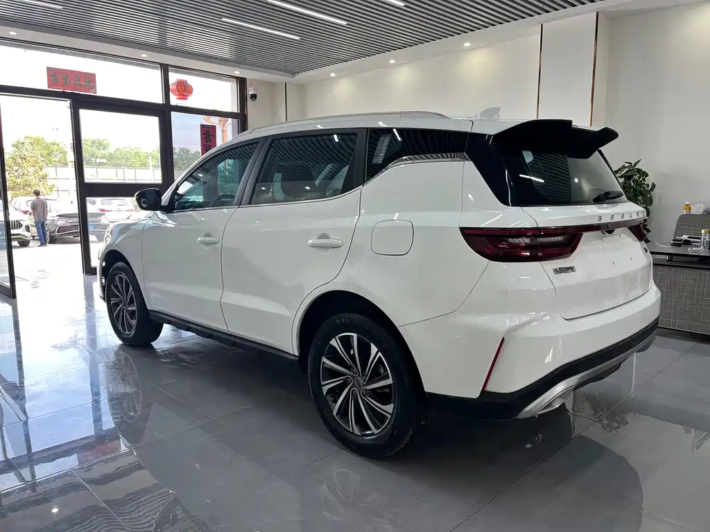 Geely Vision X6 2022