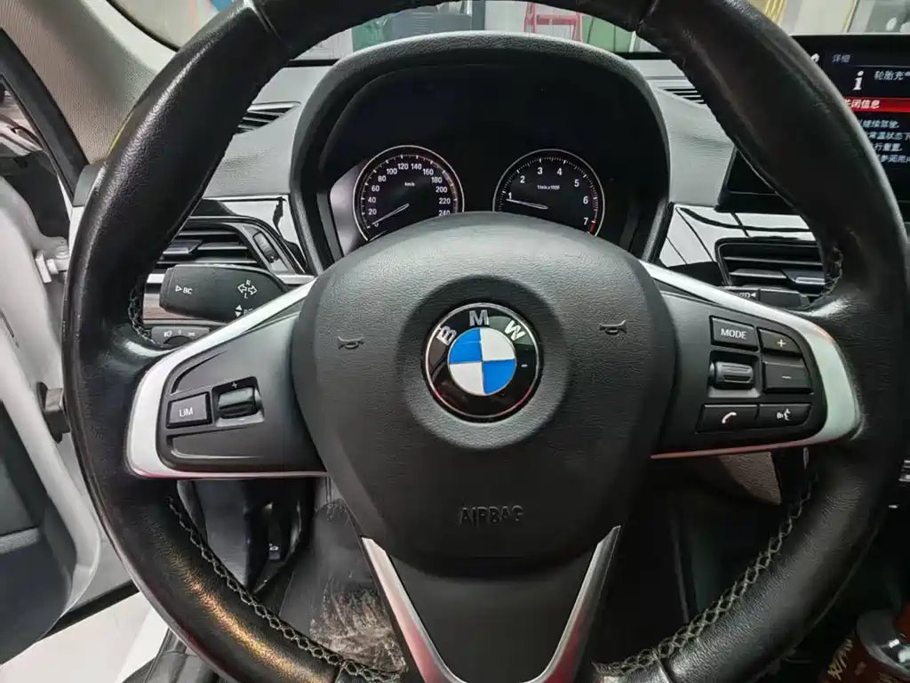 BMW X1 2022 — фото 12