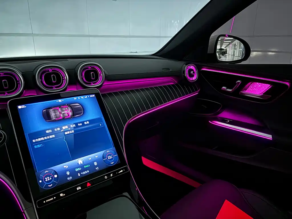 Mercedes-Benz C-Class 2025 — фото 8