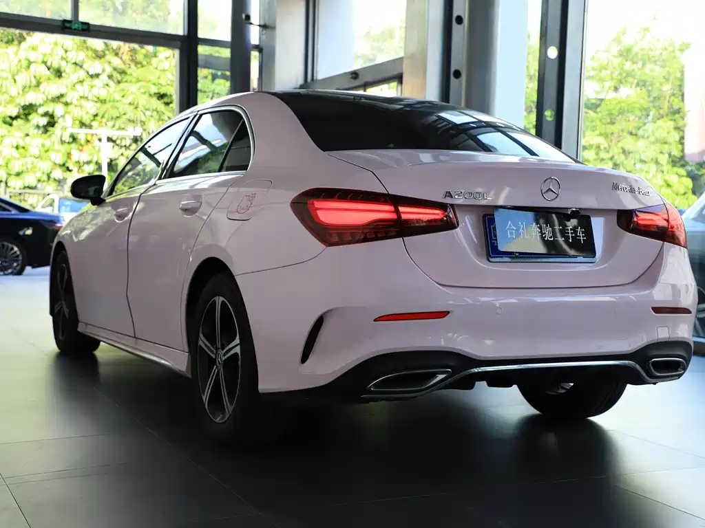 Mercedes-Benz A-Class 2025 — фото 12