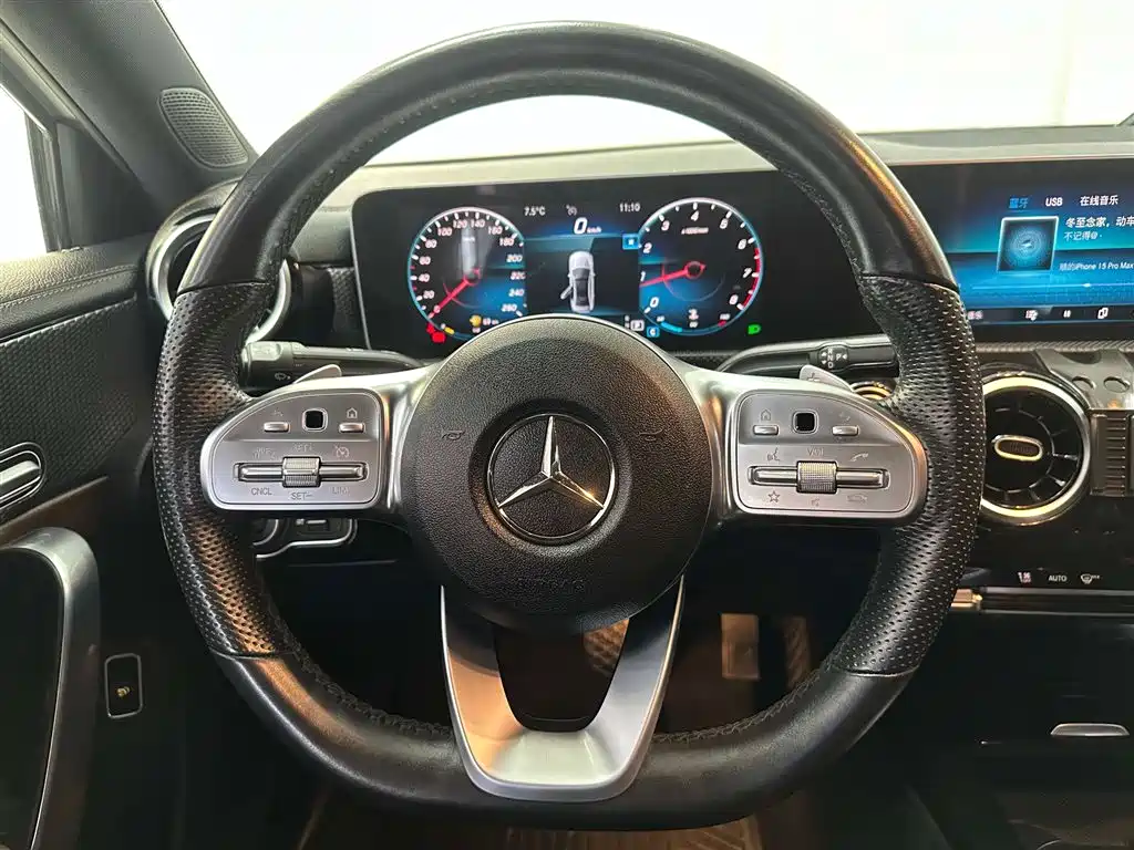 Mercedes-Benz A-Class 2019 — фото 16