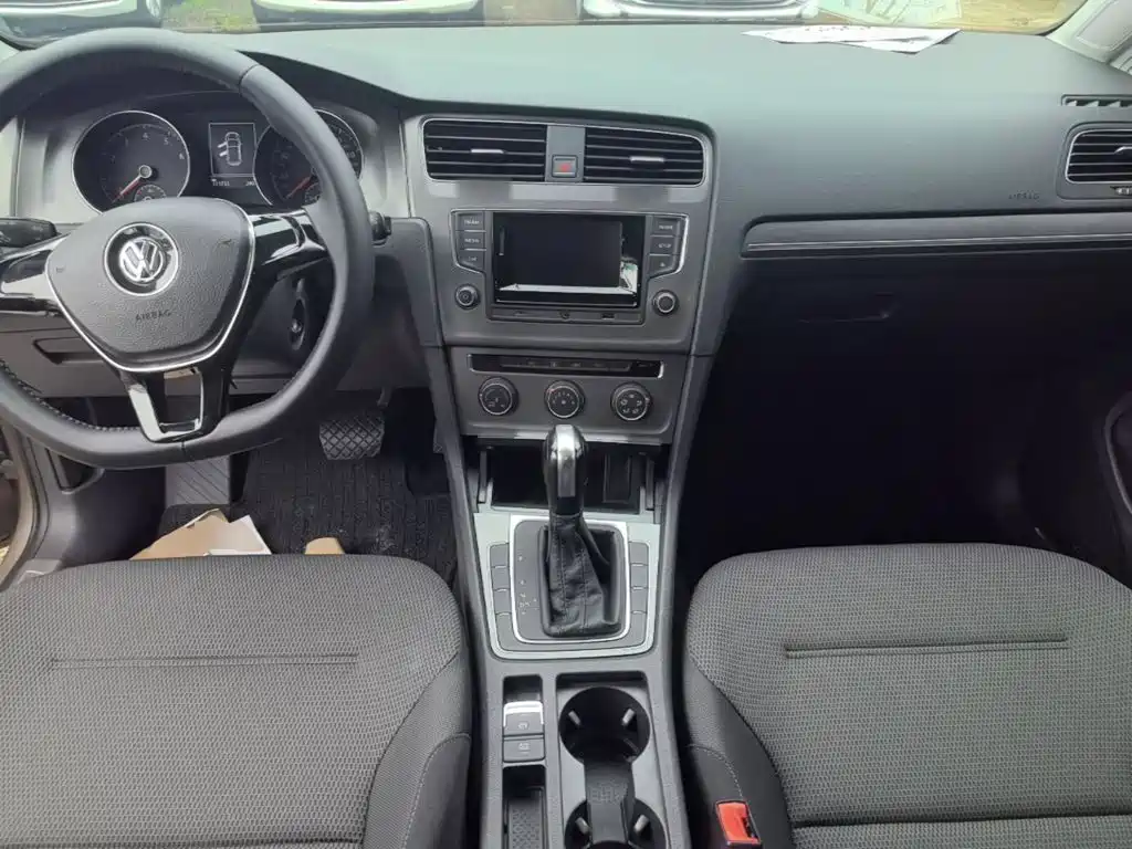 Volkswagen Golf 2015 — фото 10