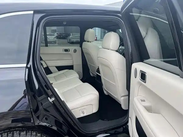Li Auto L6 2024