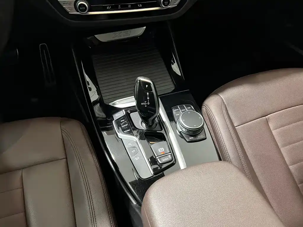 BMW X3 2019 — фото 13