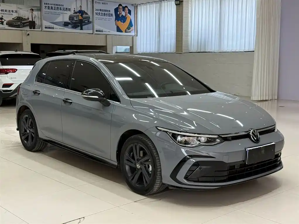 Volkswagen Golf 2023