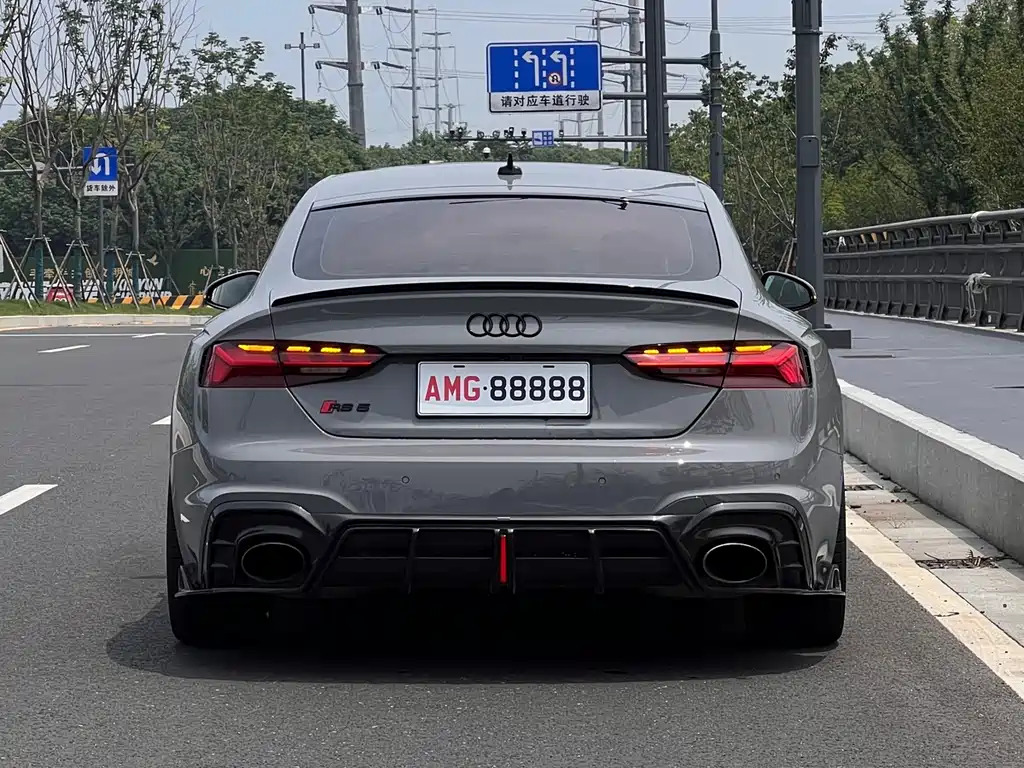 Audi RS 5 2021 — фото 9