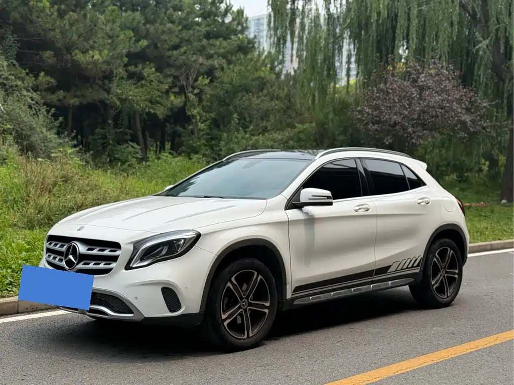 Mercedes-Benz GLA 2019